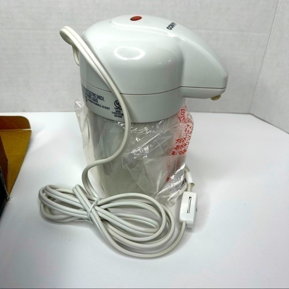 CONAIR Heated Lotion Dispenser